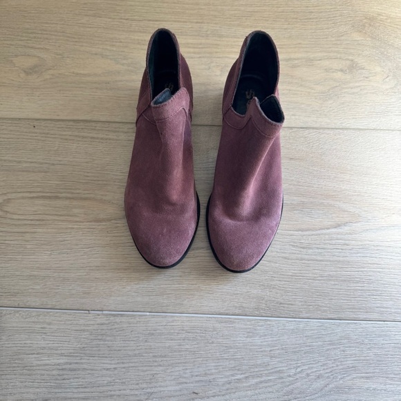 Sorel Womens Lolla Ankle Booties Sz 5.5 Cut Out NL2809-640 Purple Suede Pull On - Picture 4 of 9